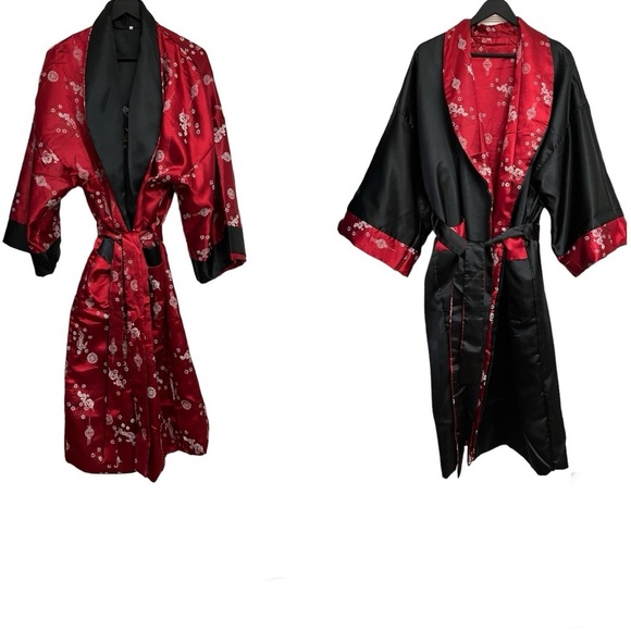 Vintage Black and Red Dragon Embroidered Robe - Picture 2 of 15